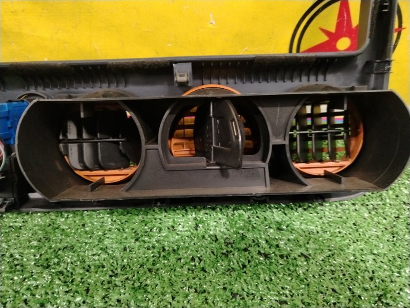 Консоль панели приборов, 3000 рублей, Красноярск