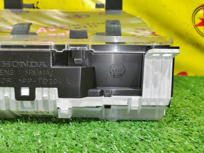 Панель приборов, 2000 рублей, Красноярск