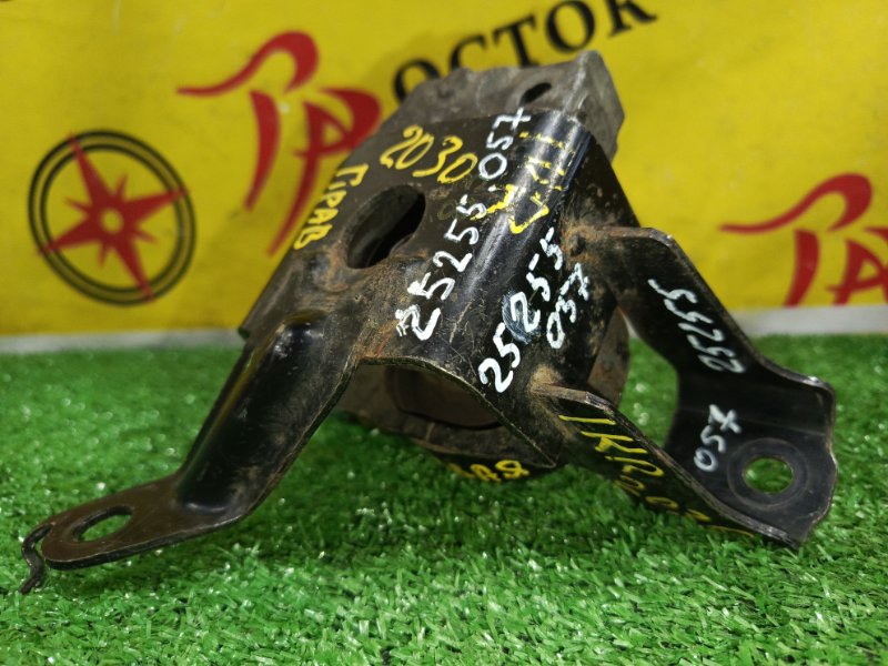 Подушка двигателя, 700 рублей, Красноярск