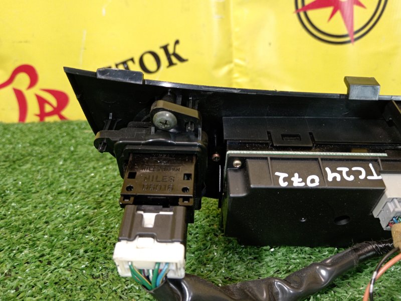 Блок управления климат-контролем, 500 рублей, Красноярск