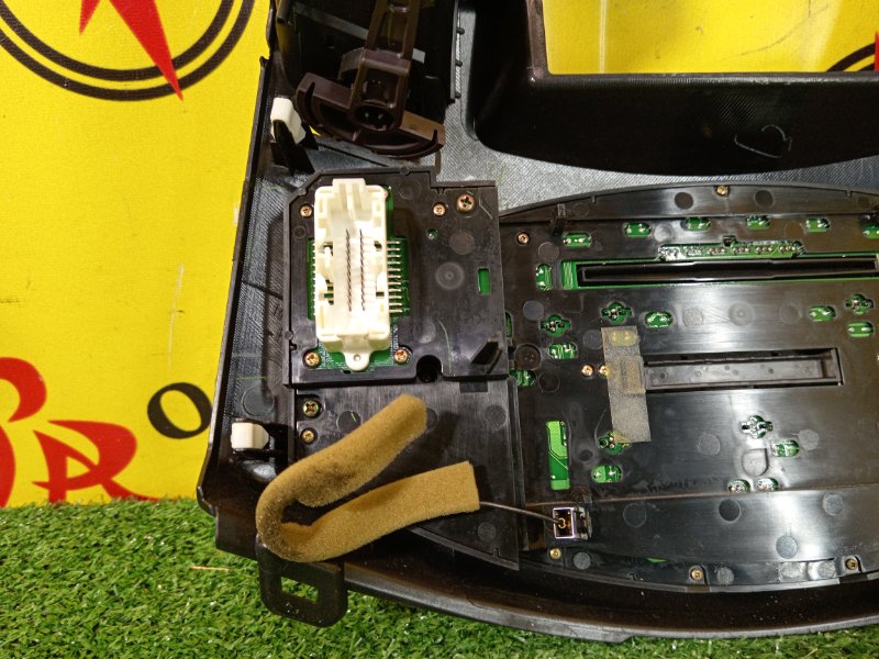 Блок управления климат-контролем, 2000 рублей, Красноярск