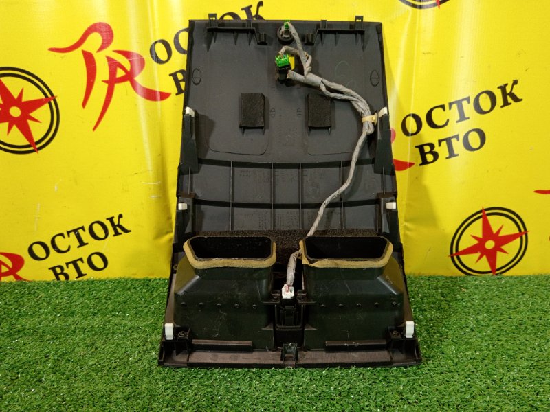 пластиковые детали салона, 800 рублей, Красноярск