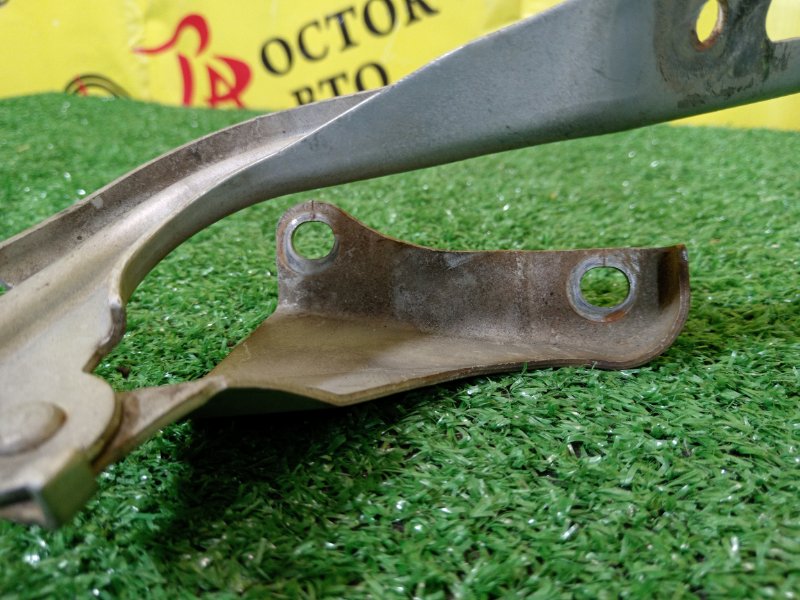 Петля капота, 300 рублей, Красноярск