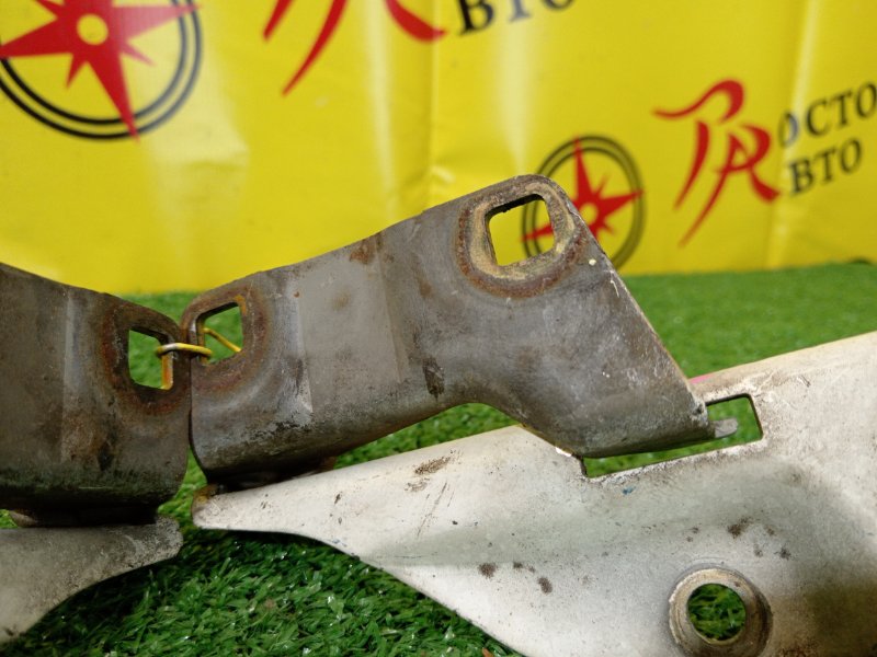 Петля капота, 300 рублей, Красноярск