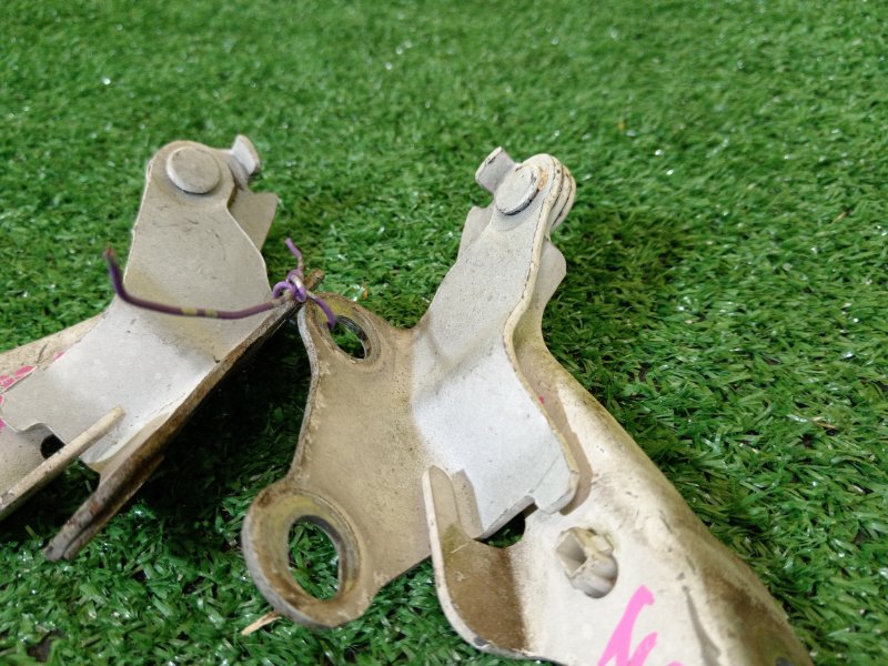 Петля капота, 500 рублей, Красноярск