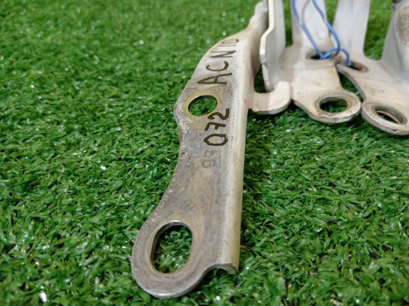 Петля капота, 300 рублей, Красноярск