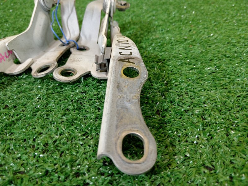 Петля капота, 300 рублей, Красноярск