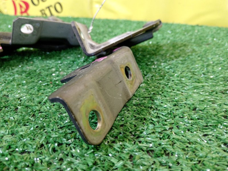 Петля капота, 300 рублей, Красноярск