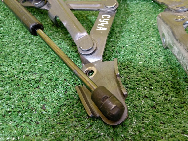 петля (шарнир крышки багажника), 600 рублей, Красноярск