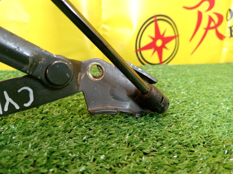 петля (шарнир крышки багажника), 600 рублей, Красноярск