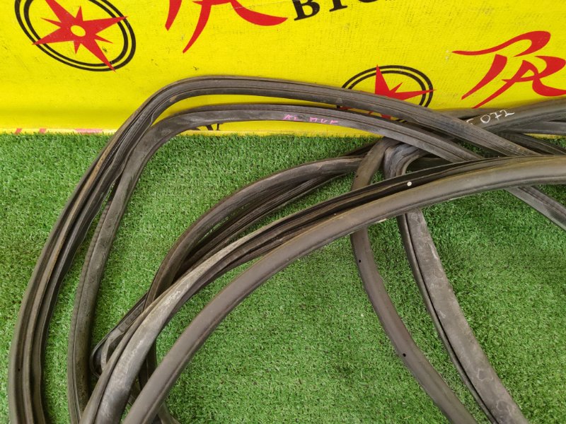 уплотнитель, 3000 рублей, Красноярск