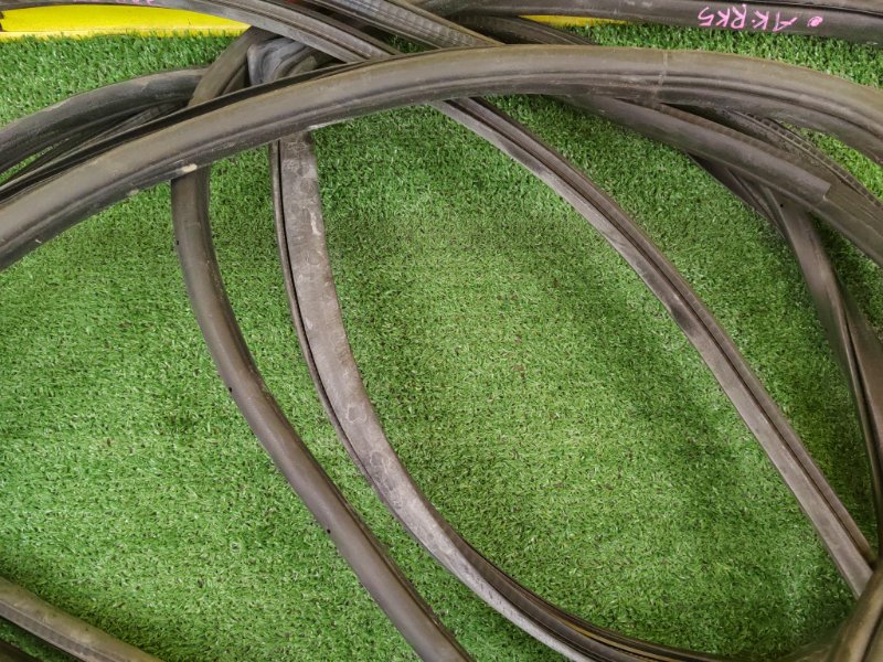 уплотнитель, 3000 рублей, Красноярск