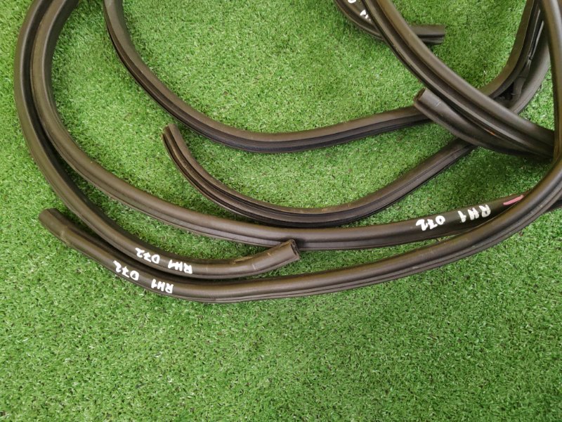 уплотнитель, 1500 рублей, Красноярск