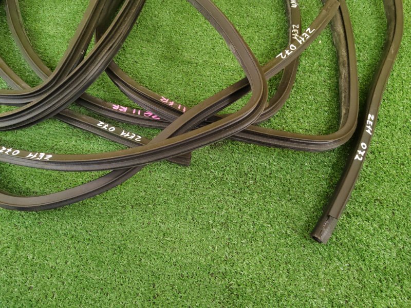 уплотнитель, 3000 рублей, Красноярск