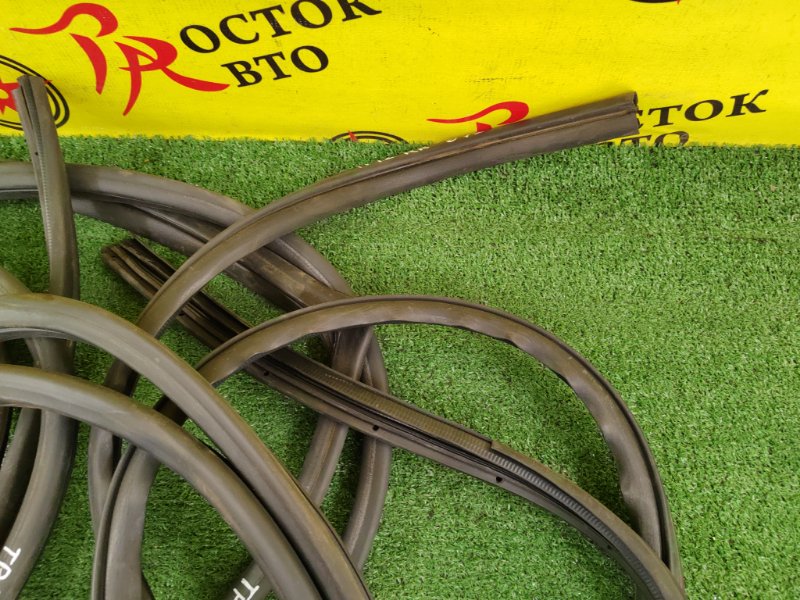 уплотнитель, 1000 рублей, Красноярск