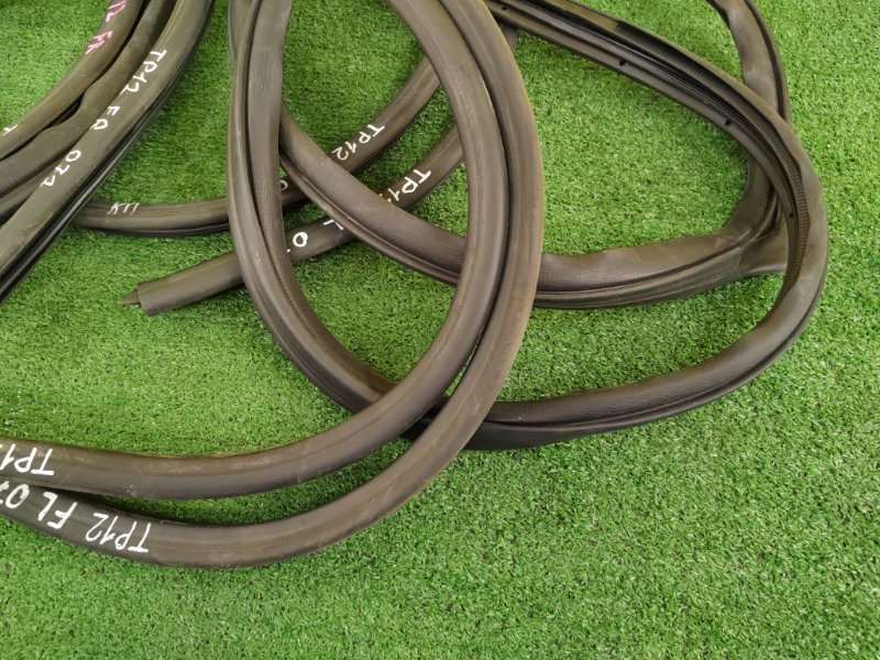 уплотнитель, 1000 рублей, Красноярск