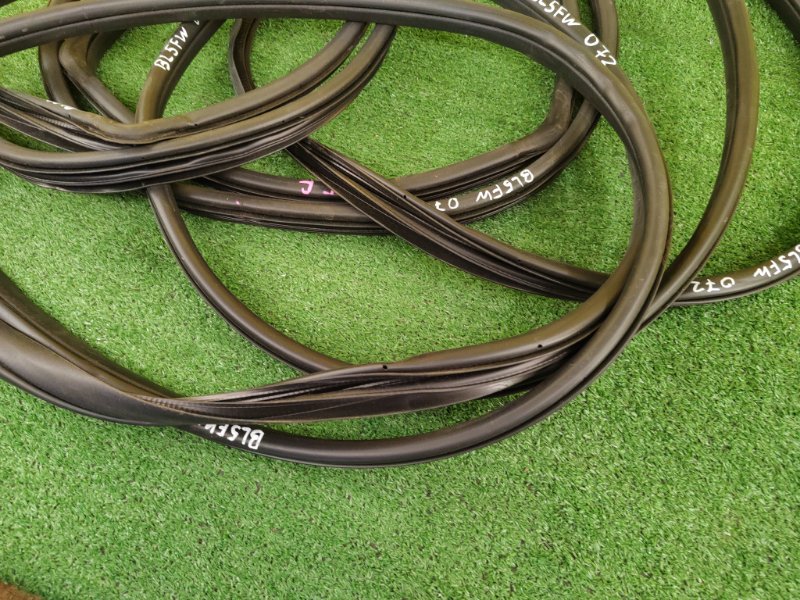 уплотнитель, 3000 рублей, Красноярск