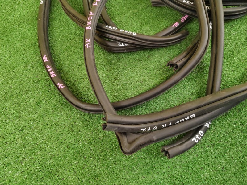 уплотнитель, 2000 рублей, Красноярск