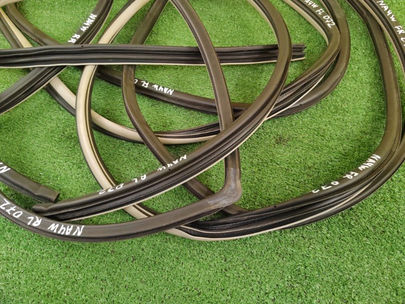 уплотнитель, 4000 рублей, Красноярск