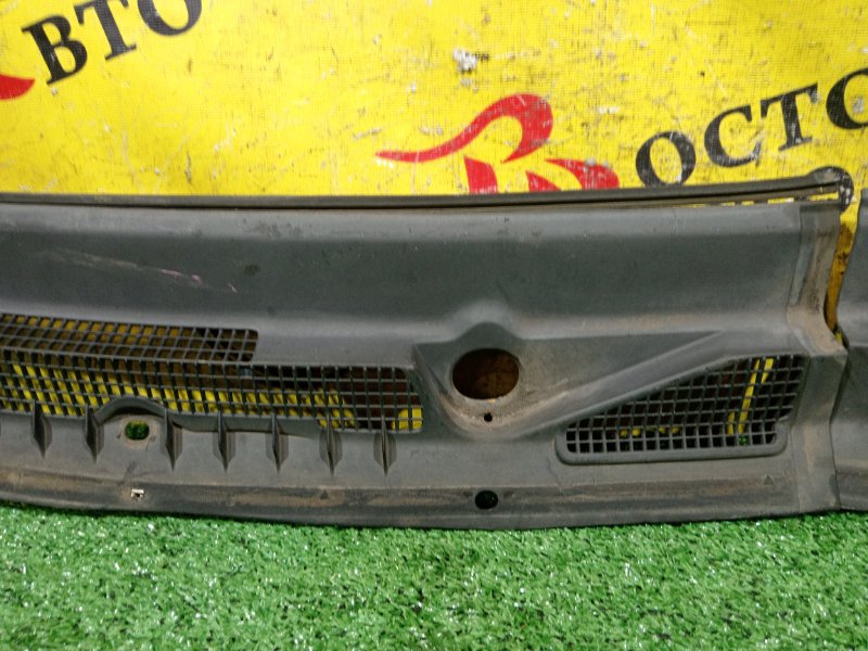 Решетка под лобовое стекло, 800 рублей, Красноярск