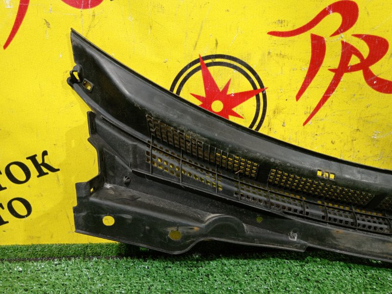 Решетка под лобовое стекло, 800 рублей, Красноярск