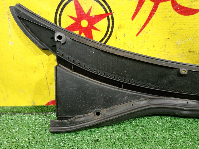 Решетка под лобовое стекло, 800 рублей, Красноярск