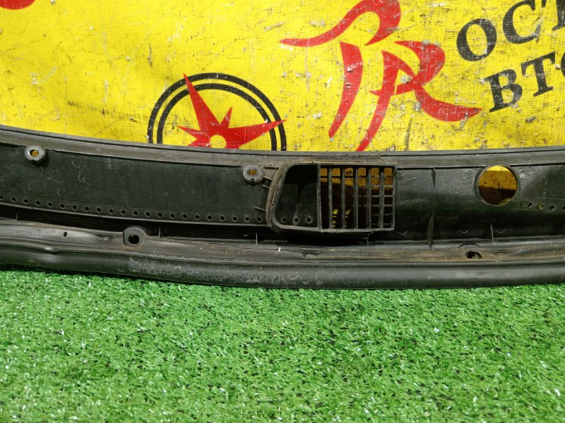 Решетка под лобовое стекло, 800 рублей, Красноярск