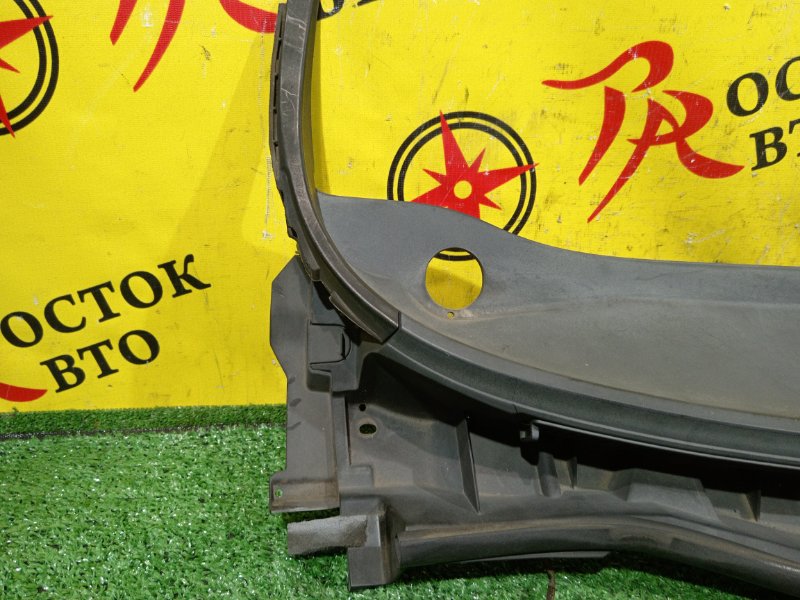 Решетка под лобовое стекло, 500 рублей, Красноярск