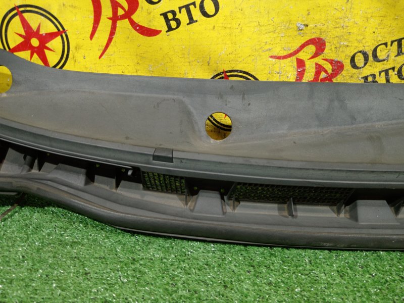 Решетка под лобовое стекло, 500 рублей, Красноярск