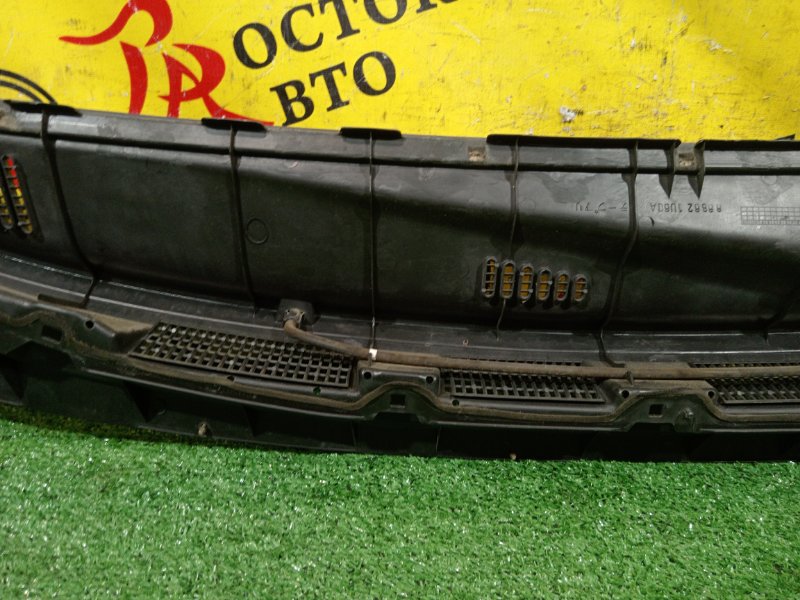 Решетка под лобовое стекло, 500 рублей, Красноярск