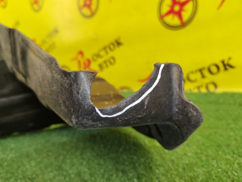 Подкрылок, 300 рублей, Красноярск