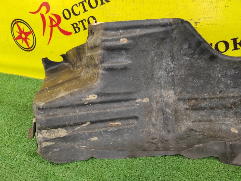 Подкрылок, 300 рублей, Красноярск