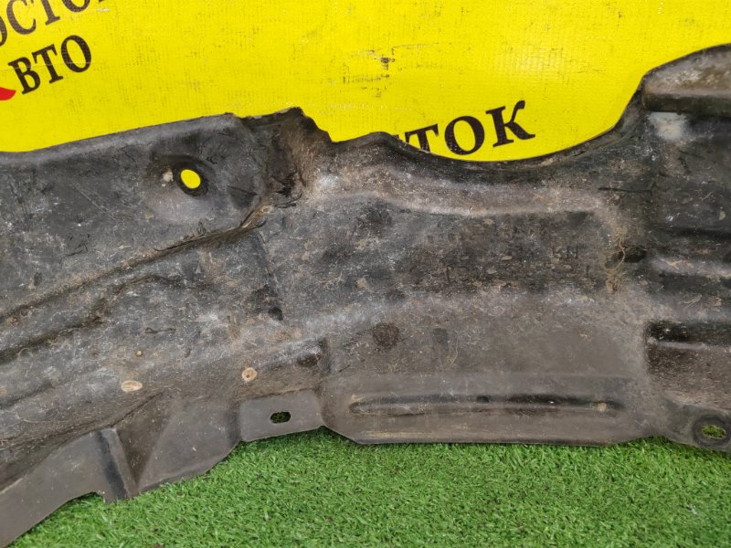 Подкрылок, 300 рублей, Красноярск