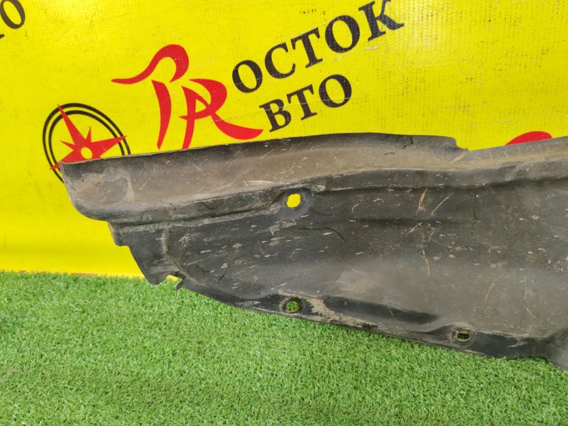 Подкрылок, 300 рублей, Красноярск