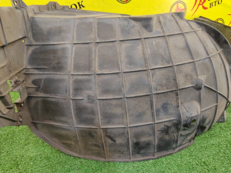 Подкрылок, 1500 рублей, Красноярск