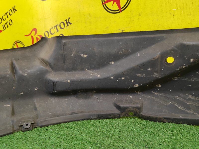 Подкрылок, 800 рублей, Красноярск