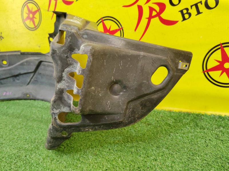 Подкрылок, 1500 рублей, Красноярск