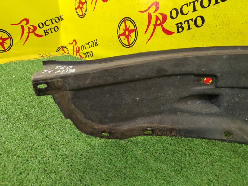 Подкрылок, 1500 рублей, Красноярск