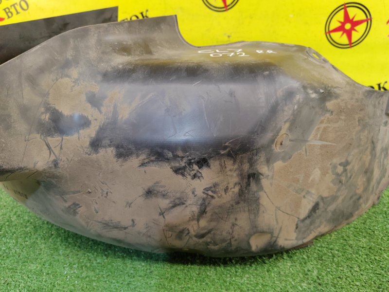 Подкрылок, 500 рублей, Красноярск