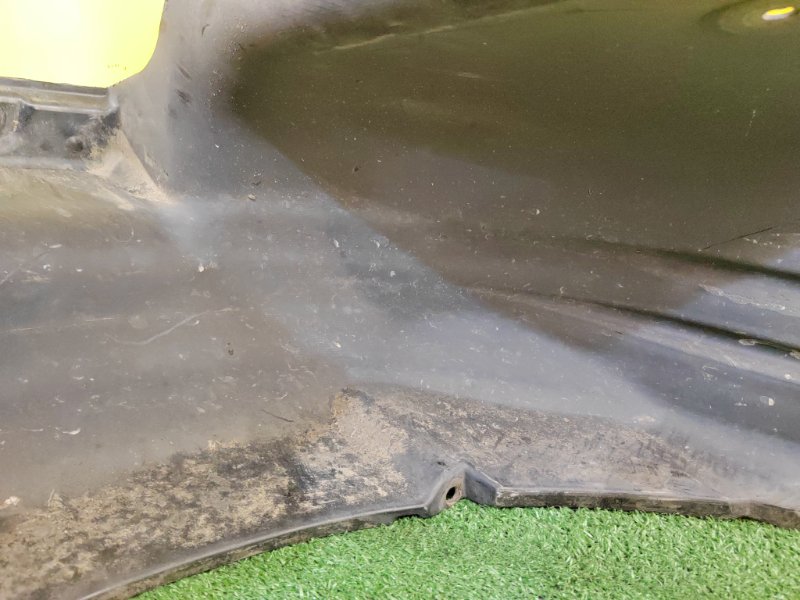 Подкрылок, 500 рублей, Красноярск