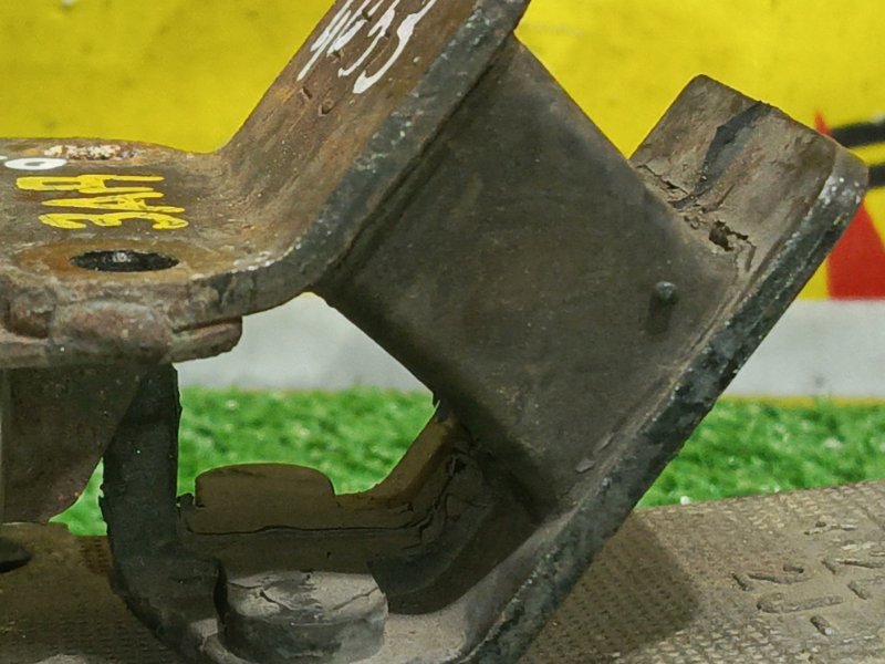 Подушка двигателя, 700 рублей, Красноярск