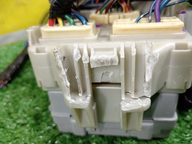 Блок предохранителей, 500 рублей, Красноярск