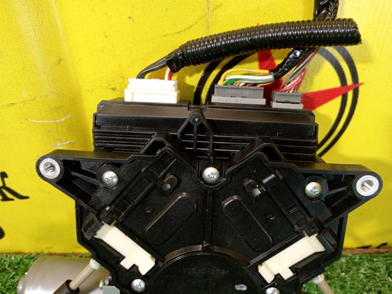 Электропривод замка дверей, 5000 рублей, Красноярск