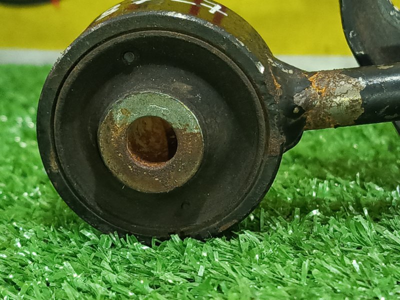 Подушка двигателя, 2000 рублей, Красноярск