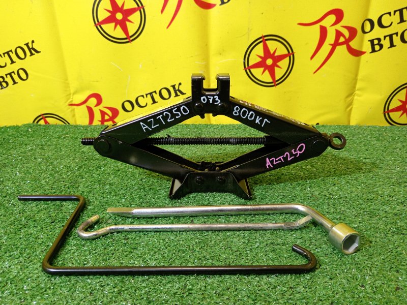 Домкрат, 2000 рублей, Красноярск