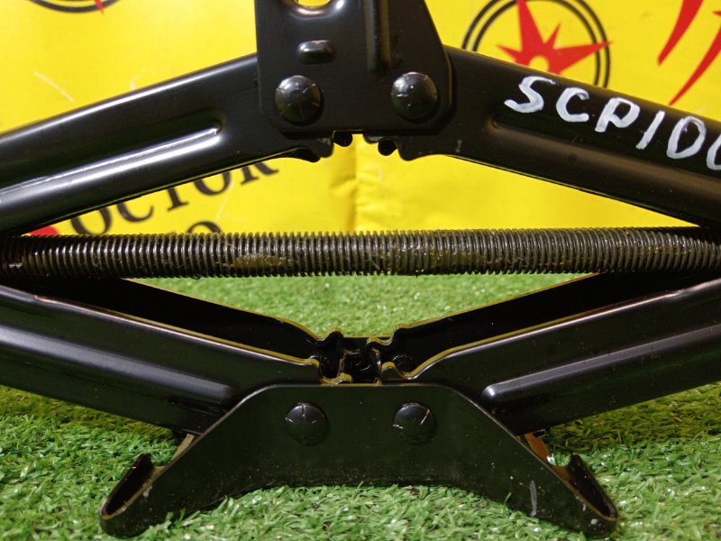 Домкрат, 2000 рублей, Красноярск