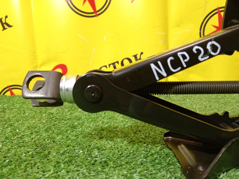 Домкрат, 2000 рублей, Красноярск