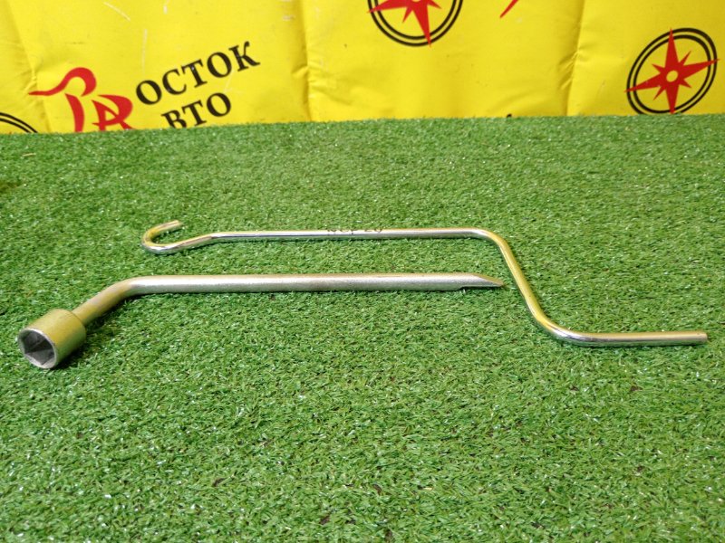 Домкрат, 2000 рублей, Красноярск