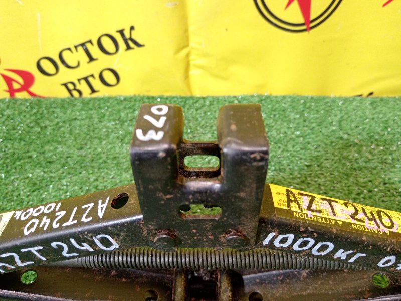 Домкрат, 2000 рублей, Красноярск