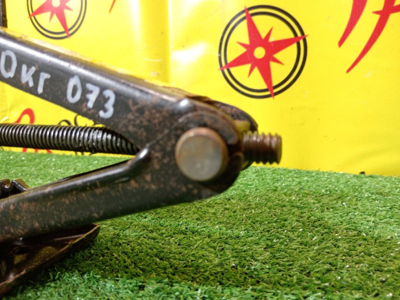 Домкрат, 2000 рублей, Красноярск